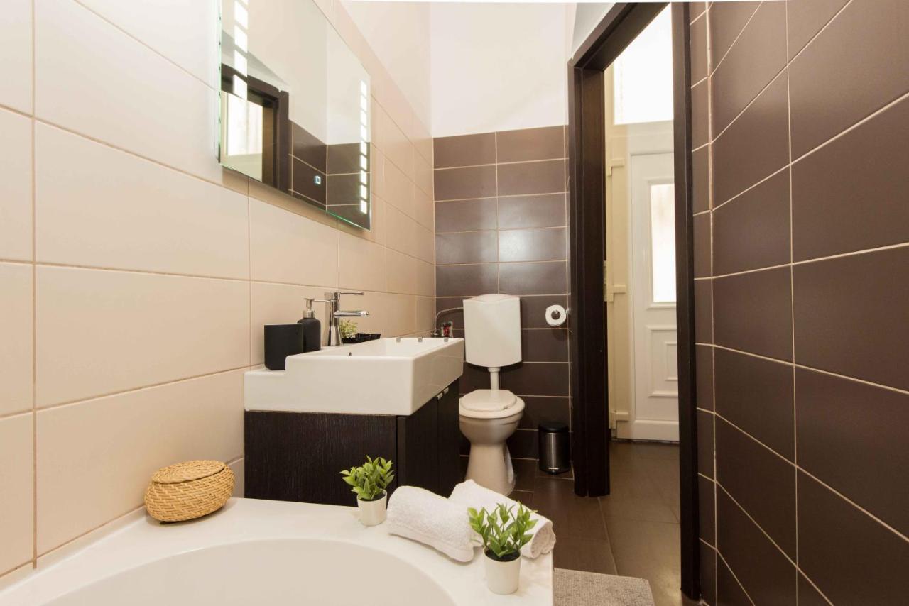 Paulay Design Apartment Budapest Eksteriør billede